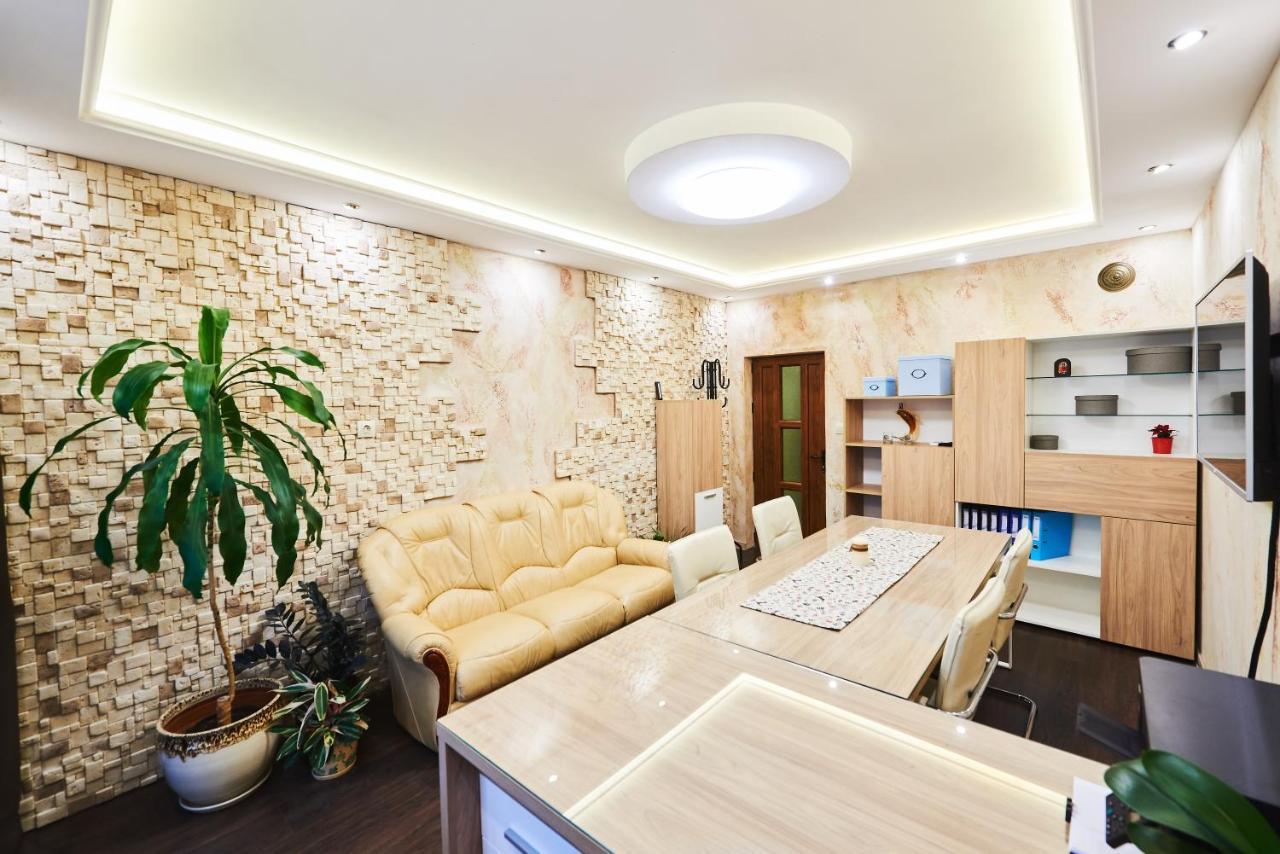 Apartment Alpremira Warna Zewnętrze zdjęcie